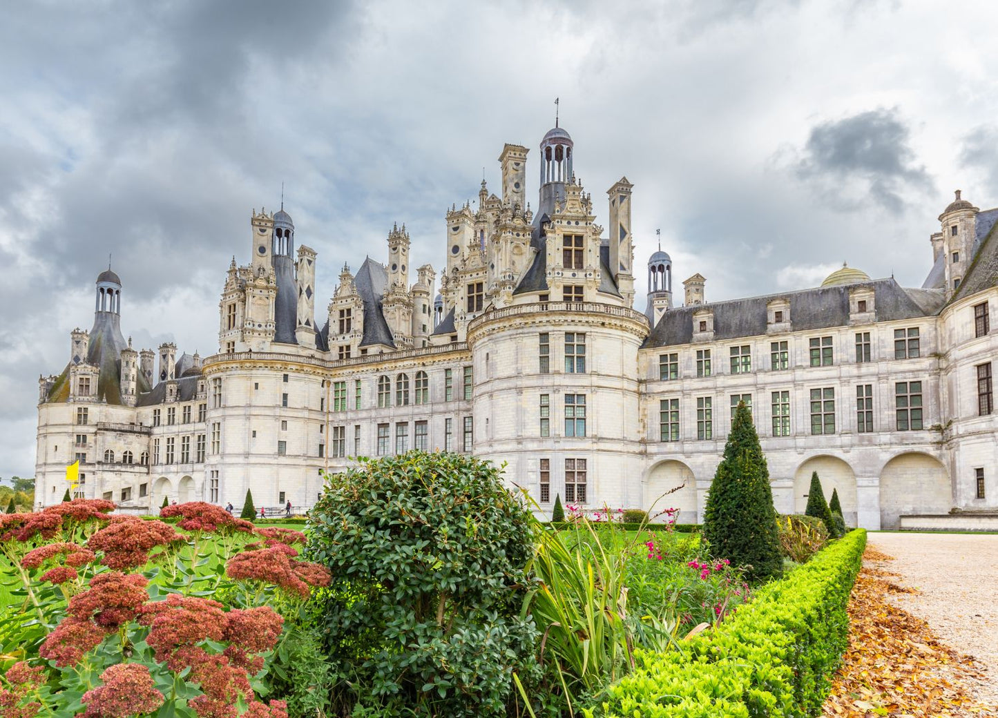 París, Todo Francia y Barcelona