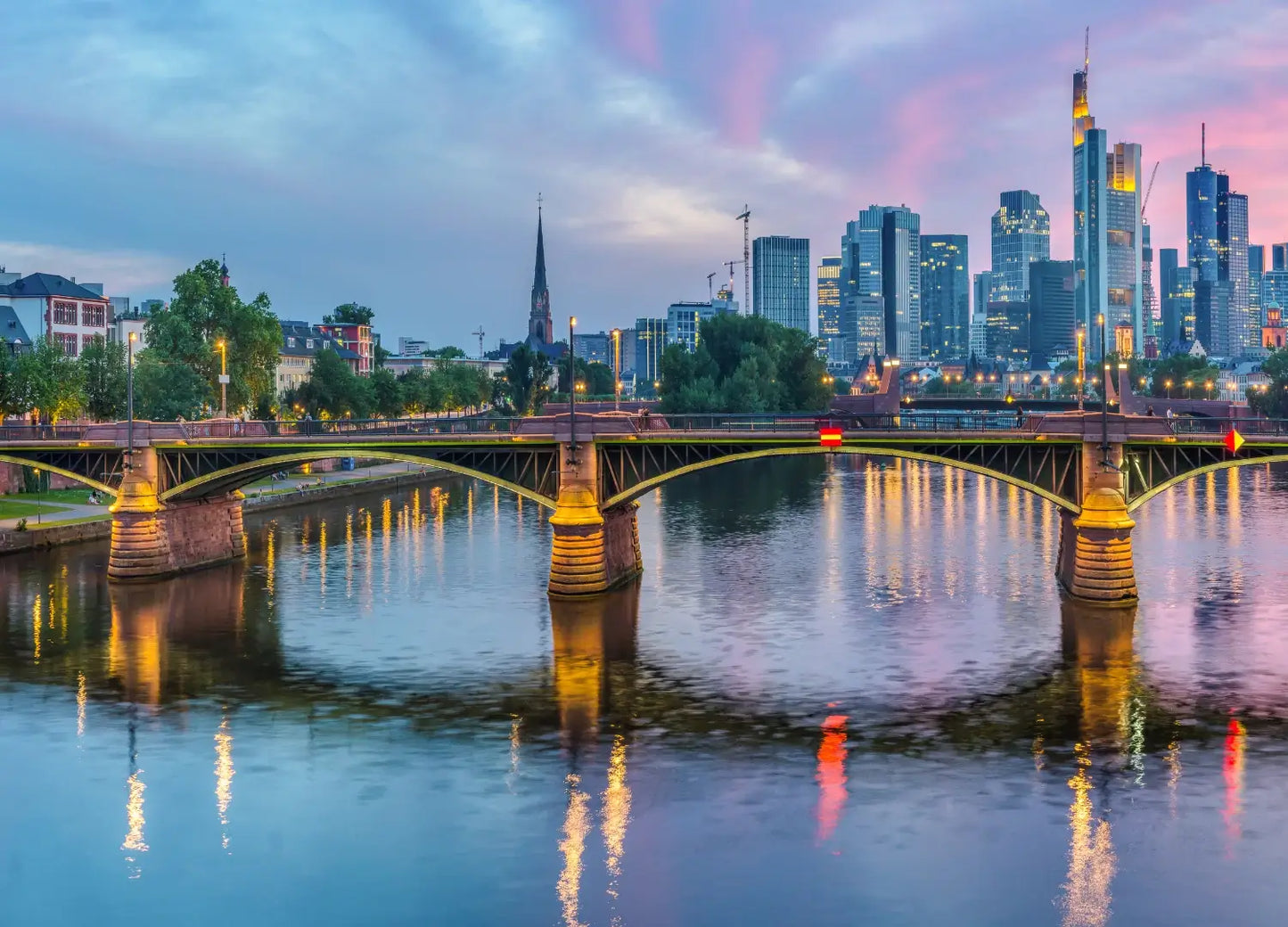 España, Francia y Alemania  Encantada, fin Viena +i
