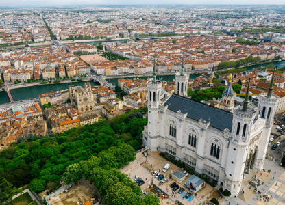 París, Borgoña, Italia, Suiza y Alsacia