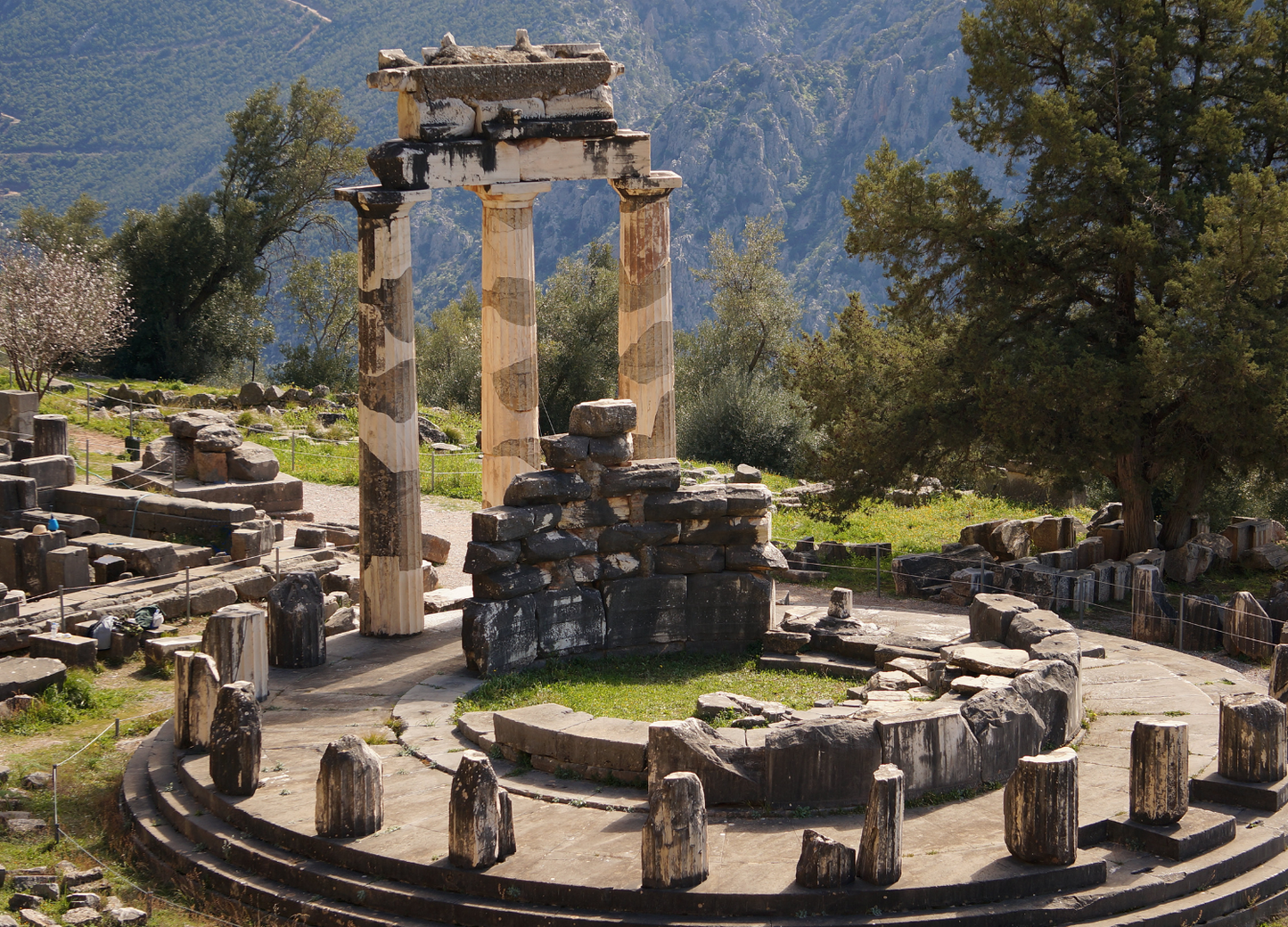 Grecia Total, Puglia, Campania y Sicilia