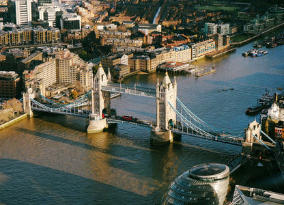 De Viena a Londres +i