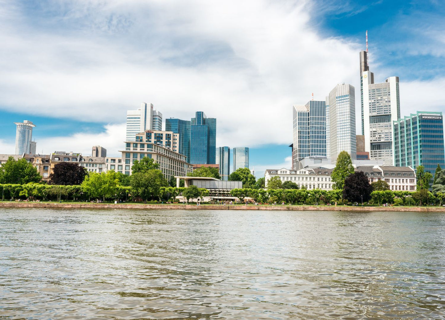 De Viena a Paris +i