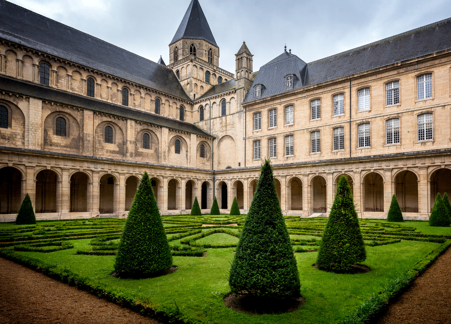 Francia Encantada y Selva Negra