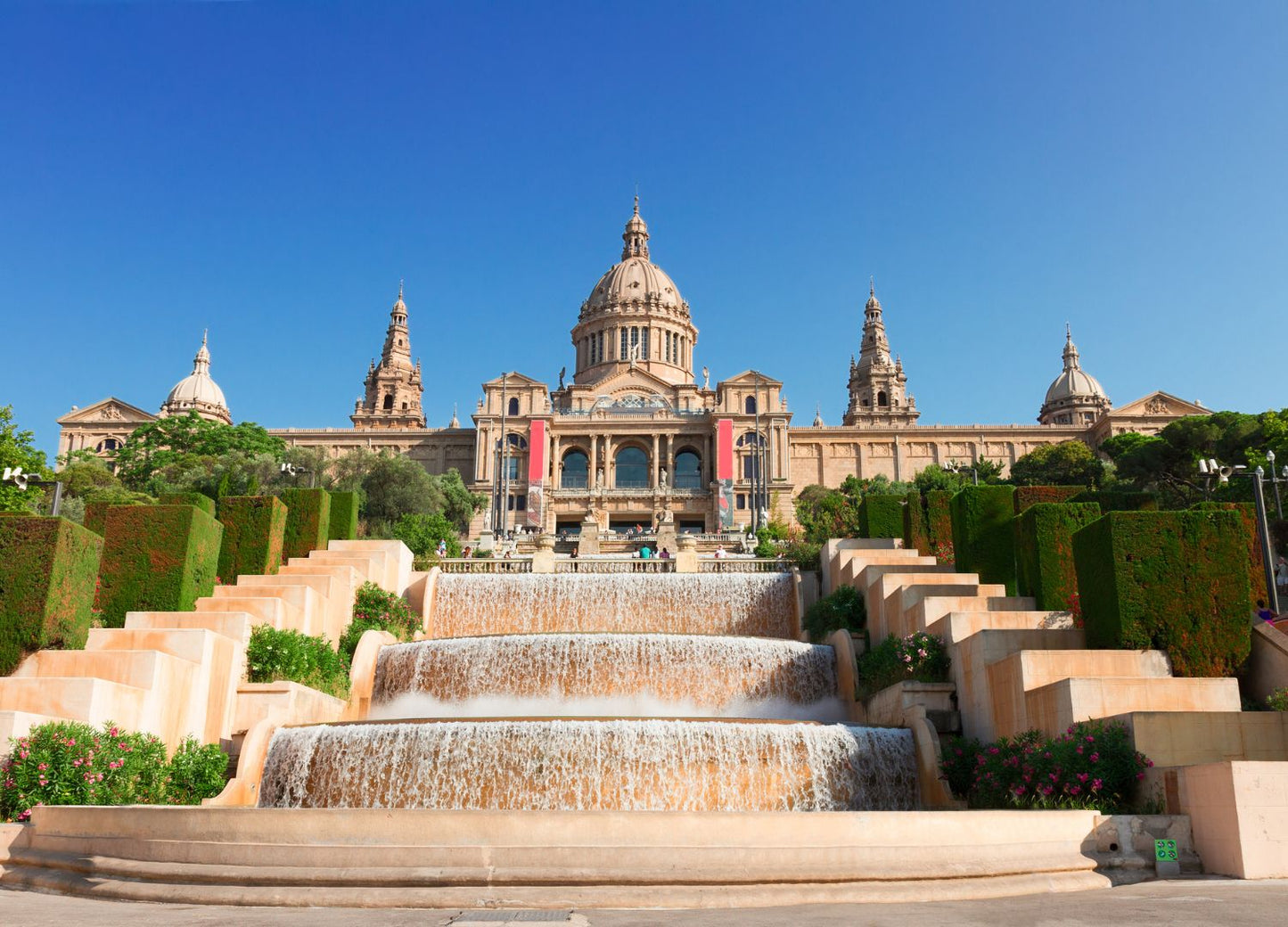 París, Todo Francia y Barcelona