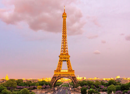 Madrid y París con Lourdes Turista